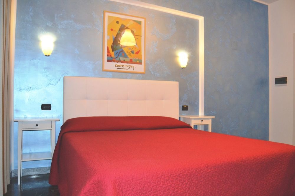 Diana Inn Accommodations ปอมเปอี ภายนอก รูปภาพ