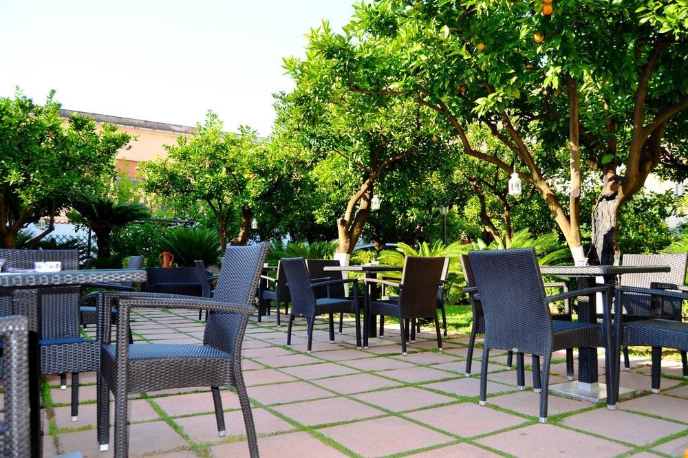 Diana Inn Accommodations ปอมเปอี ภายนอก รูปภาพ